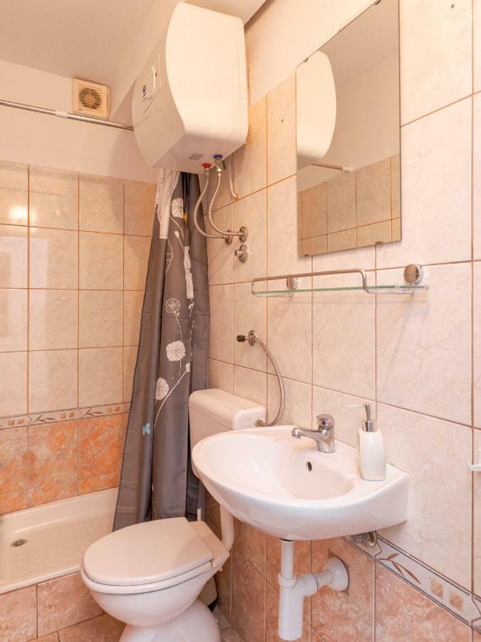 Apartment Mediteran Stari Grad  Luaran gambar