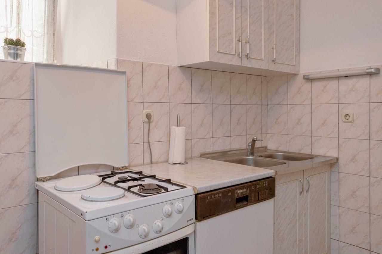 Apartment Mediteran Stari Grad  Luaran gambar