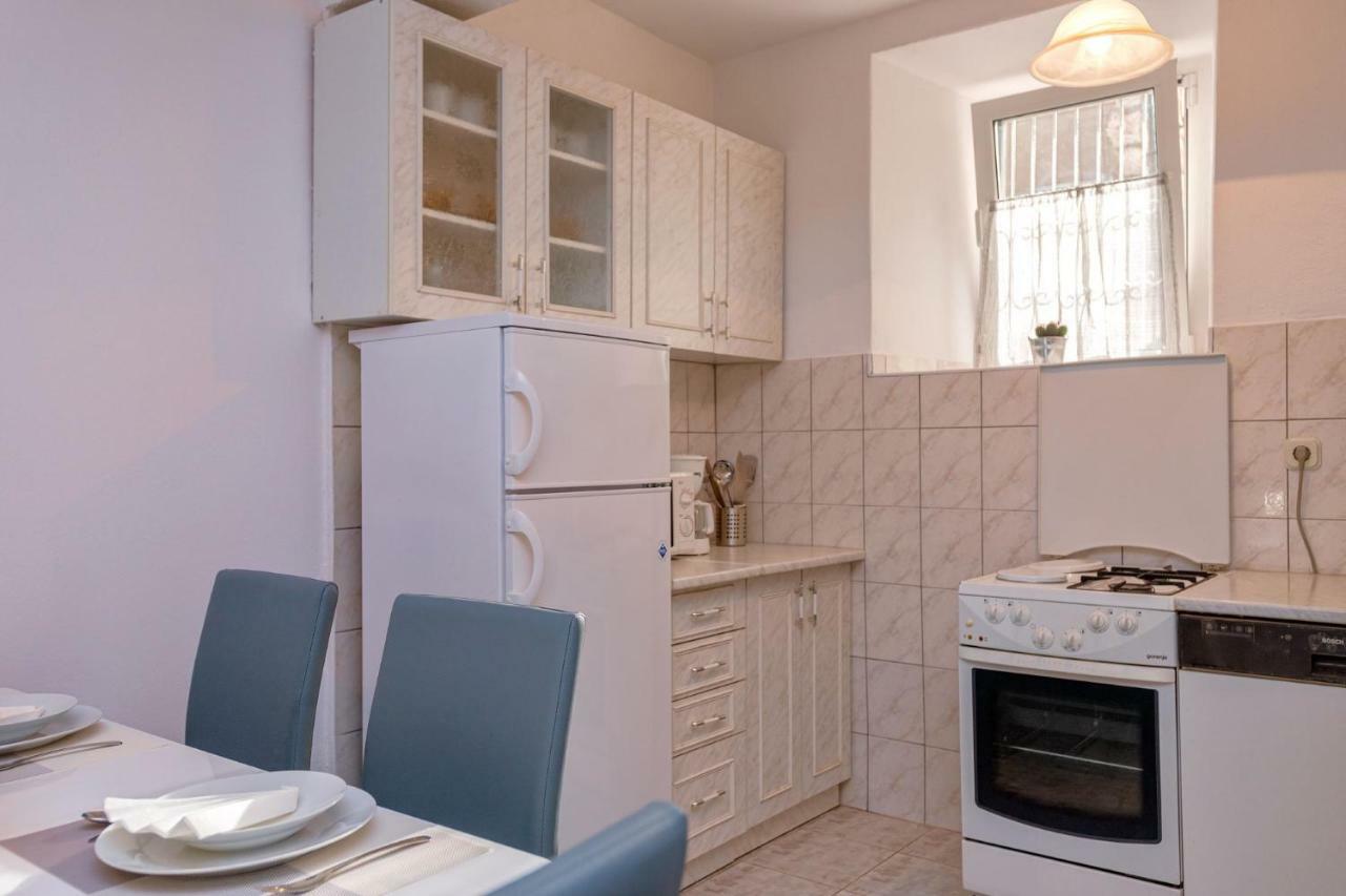 Apartment Mediteran Stari Grad  Luaran gambar